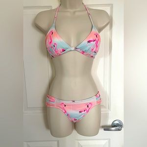 Beautiful flamingo pattern bikini set from Pink